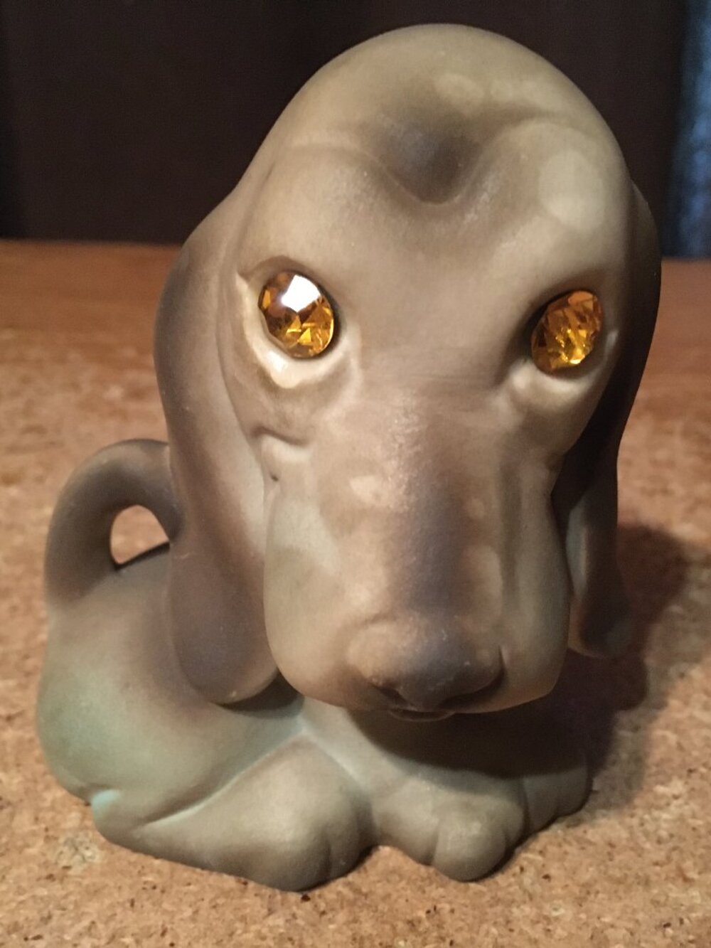 VINTAGE ROSELANE POTTERY BASSET HOUND DOG PUPPY FIGURINE RHINESTONE EYES